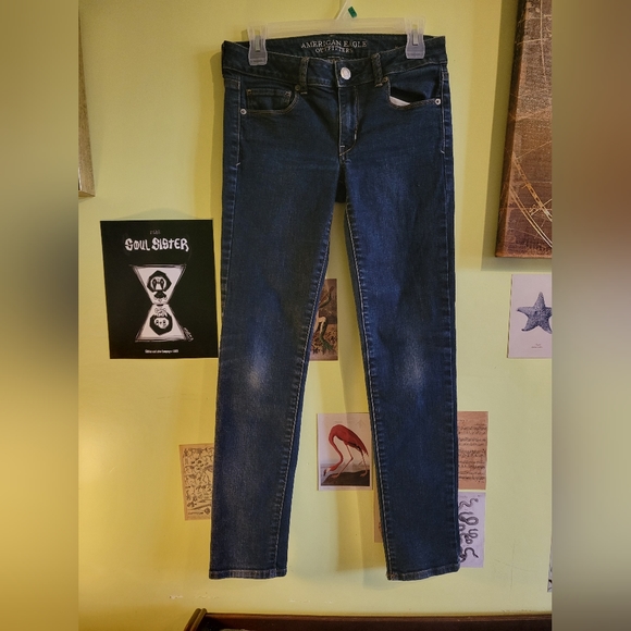 AEO dark blue skinny super stretch jeans sz6 like new - Picture 1 of 11